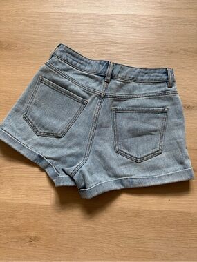 PacSun Mom Jean shorts sz 25